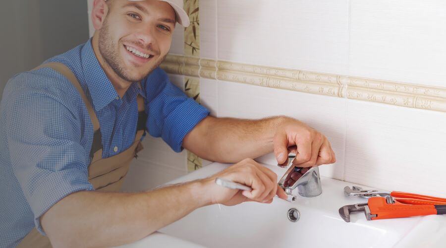 Handle or spout repair in Bankston, AL